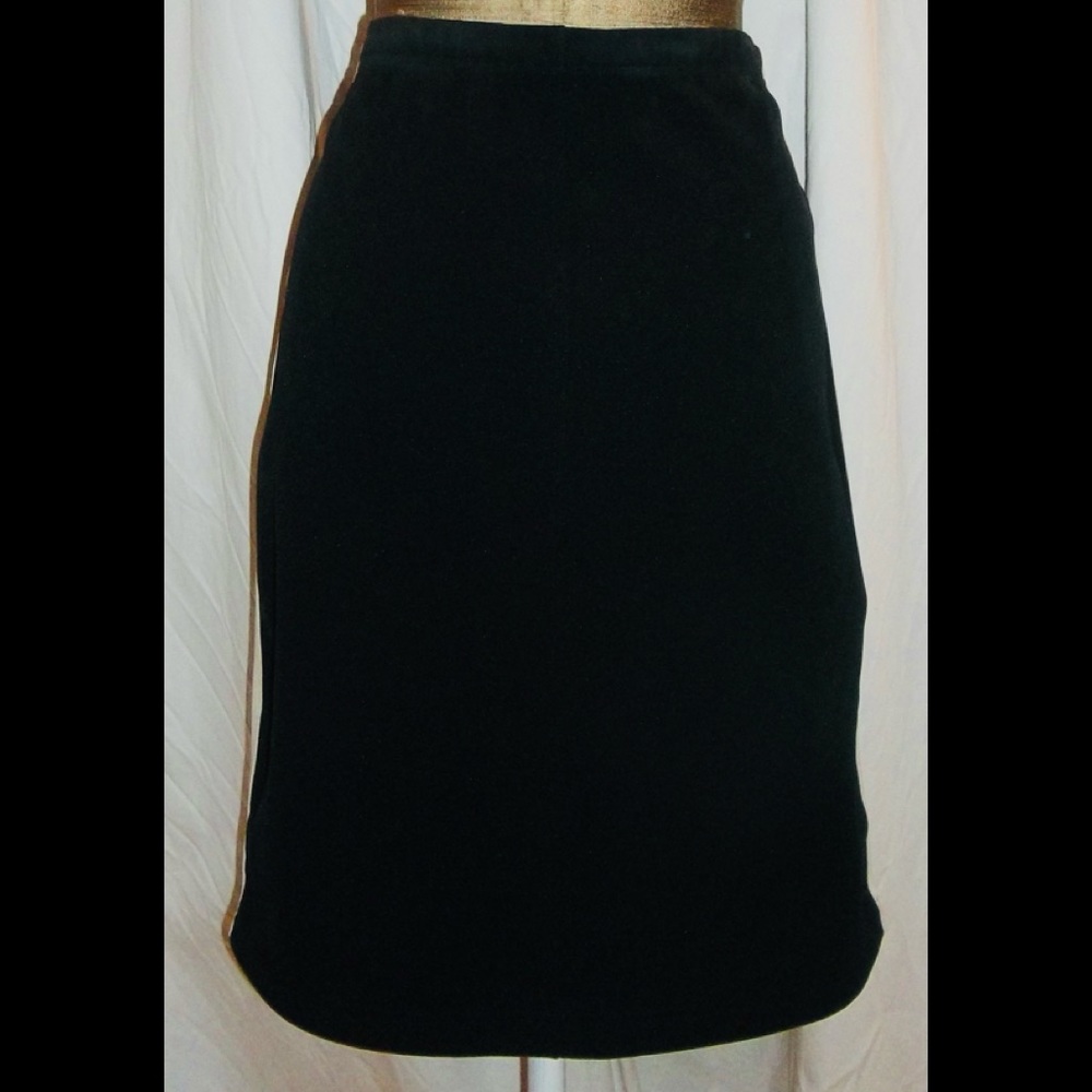 VINTAGE PRADA BLACK SPORTY WHITE SIDE STRIPE SKIRT